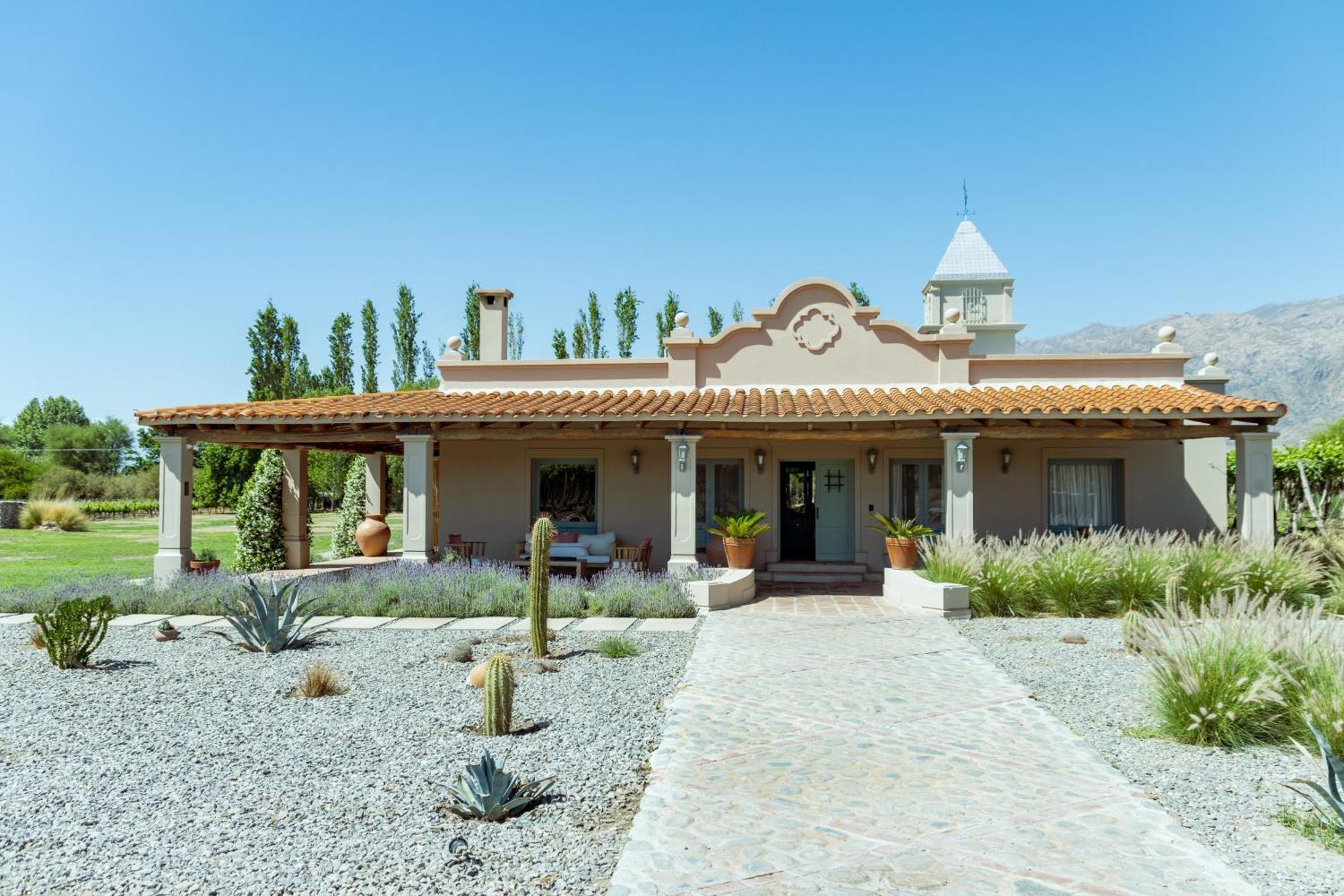 El Porvenir Wine Lodge Cafayate Bagian luar foto