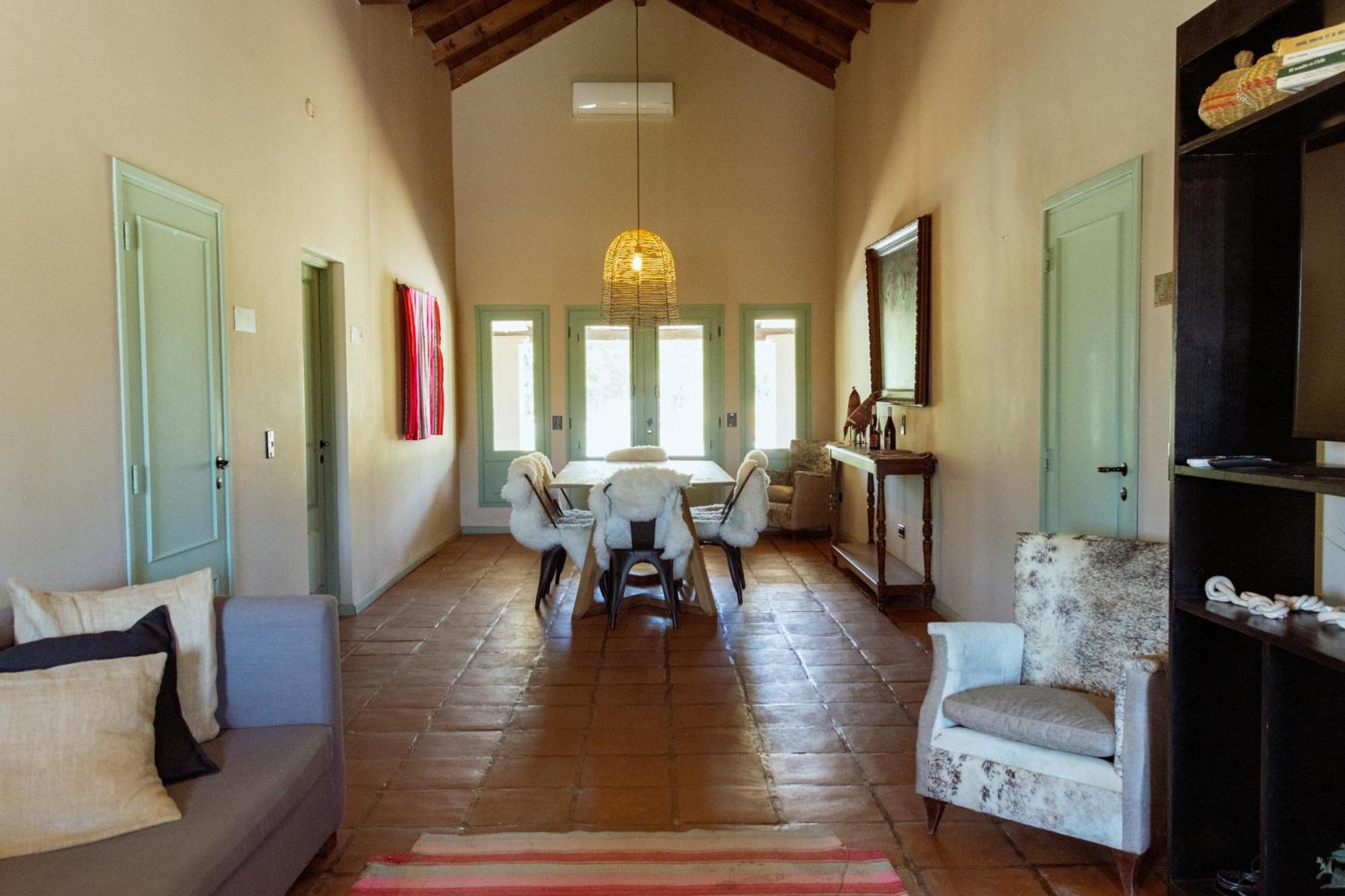 El Porvenir Wine Lodge Cafayate Bagian luar foto