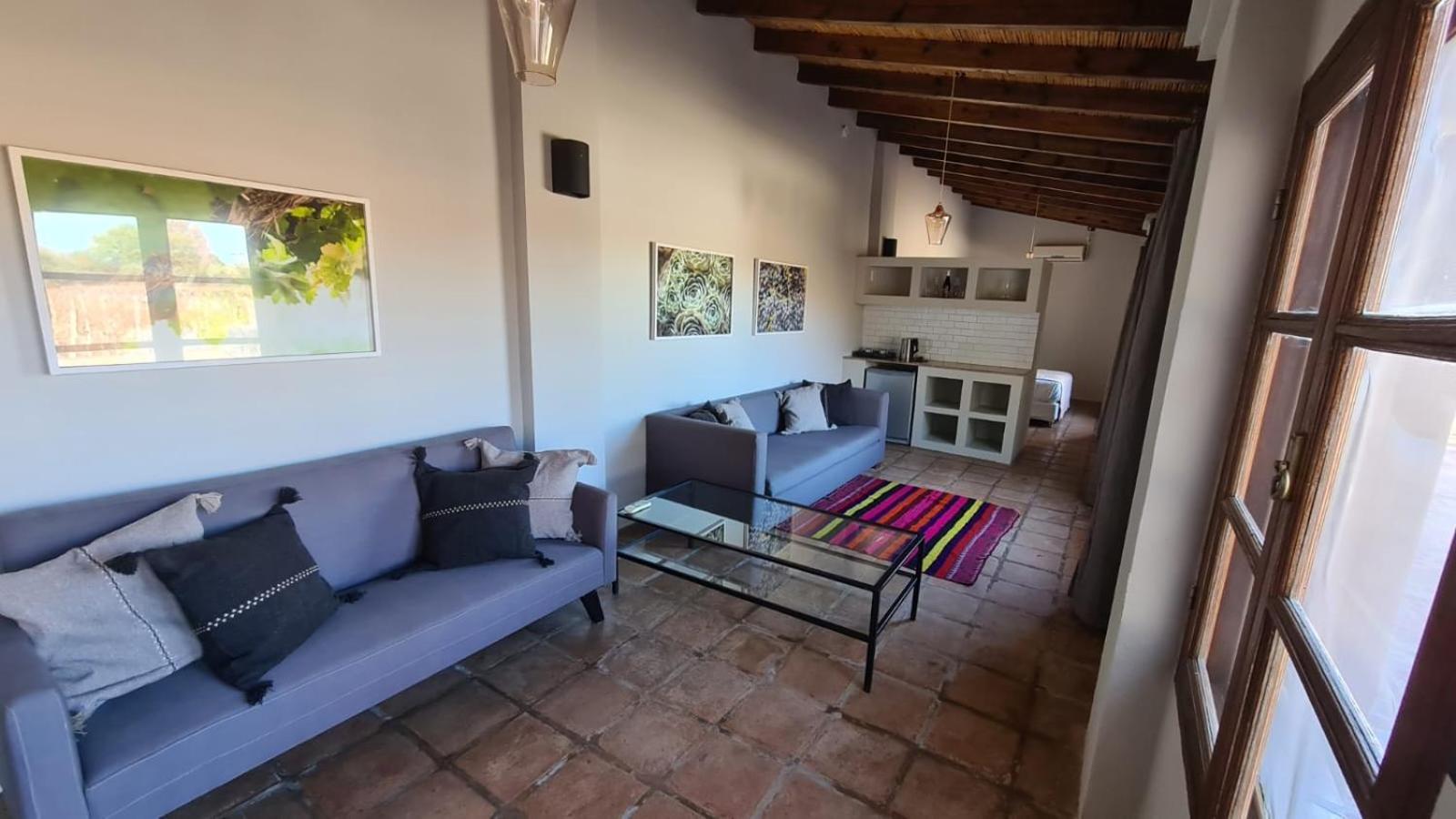 El Porvenir Wine Lodge Cafayate Bagian luar foto